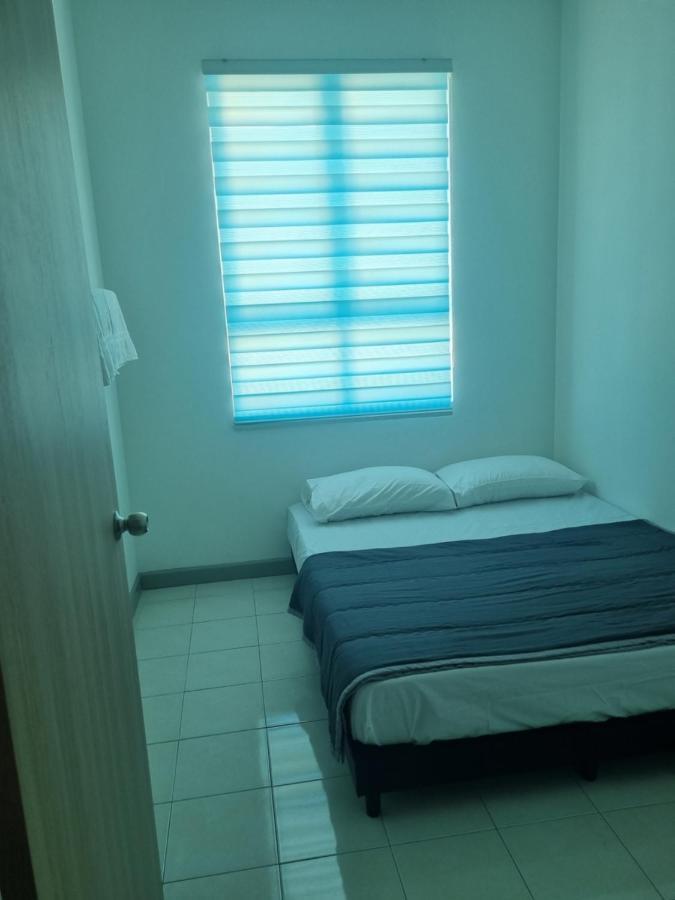 Seaside Haven Homestay Seaview Unit With Pool Opposite Ktcc & Mayang Mall - Pangsapuri Ladang Tanjung Куала-Тренгану Экстерьер фото
